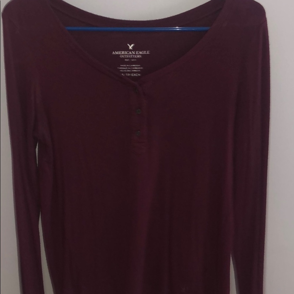 Soft and sexy long sleeve from American eagle
